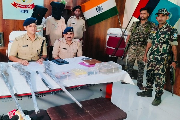 चतरा में मुठभेड़, पांच गिरफ्तार, अपहृतों का क्या हुआ… जानिये मुठभेड़