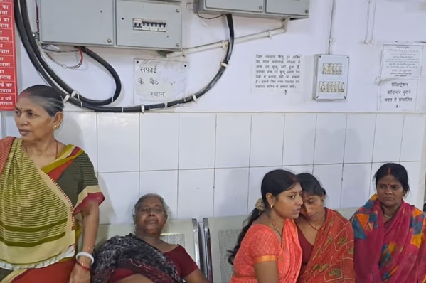 गोड्डा सदर अस्पताल में शिक्षक की मौ’त के बाद हंगामा, परिजनों ने लगाए गंभीर आरोप