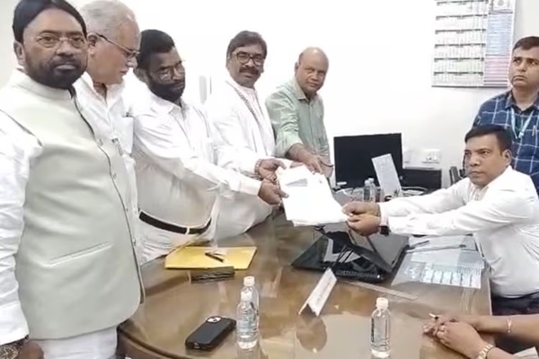 झारखंड राज्यसभा चुनाव 2026 : JMM-कांग्रेस प्रत्याशियों ने किया नामांकन