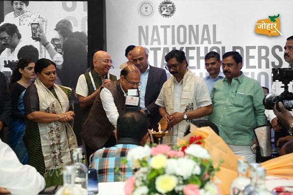 दिल्ली के मंच से सीएम हेमंत सोरेन का बड़ा संदेश- झारखंड के बिना अधूरी है देश की औद्योगिक तरक्की झारखंड