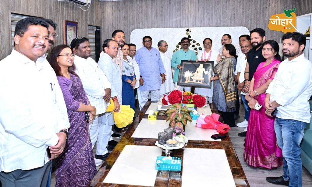 TDPL की परीक्षाएं रद्द होने पर कांग्रेस नेताओं ने सीएम हेमंत सोरेन का जताया आभार, कहा- युवाओं के हित में बड़ा फैसला K.raju