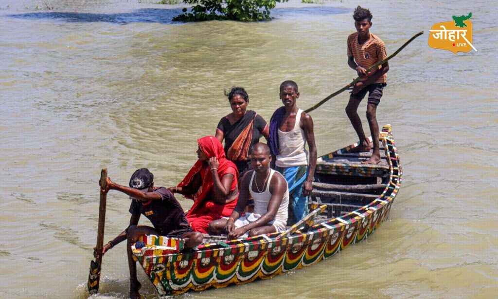 बिहार : सामान्य से 28 प्रतिशत कम बारिश, फिर भी 15 जिलों में बाढ़ से 49.74 लाख लोग प्रभावित