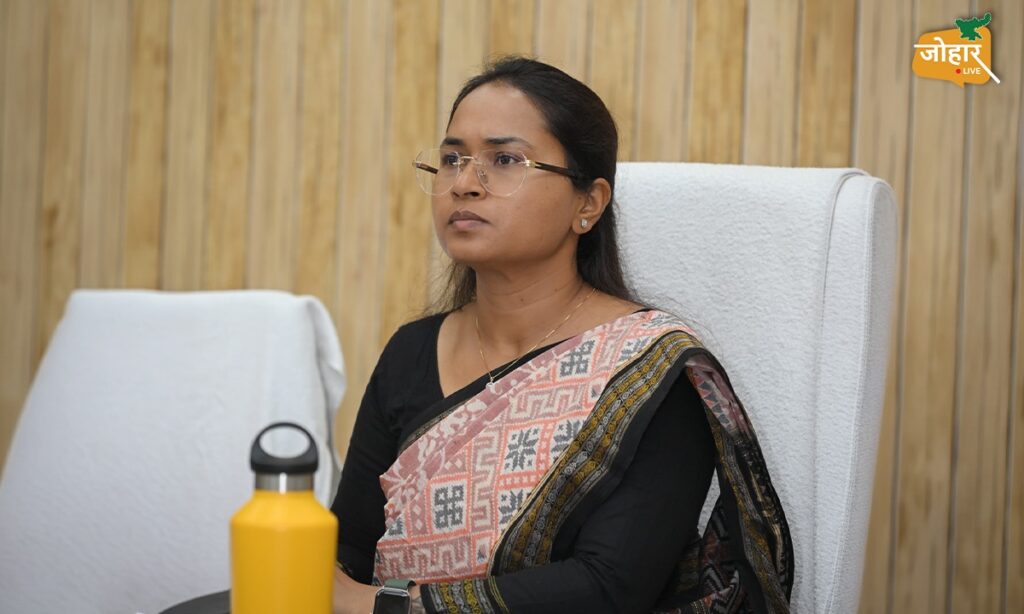 झारखंड : शिवराज के दौरे से पहले शिल्पी नेहा तिर्की ने कृषि योजनाओं का हाल जाना, केंद्र के सामने रखेंगी जमीनी दिक्कतें